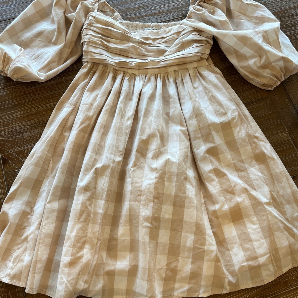 Abercrombie flounce sleeve Dress